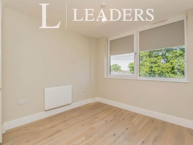Apartment for rent in Maybush, City Of Southampton
