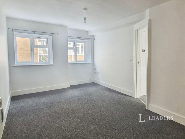 Apartment for rent in Upperton, Eastbourne