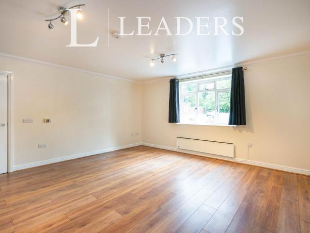 Apartment for rent in World's End, Perryfields