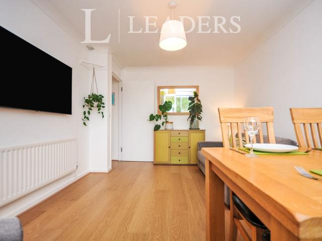 Apartment for rent in Widmore, Greater London
