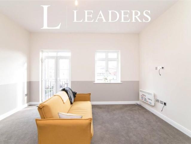 Apartment for rent in Dickens Heath, Solihull
