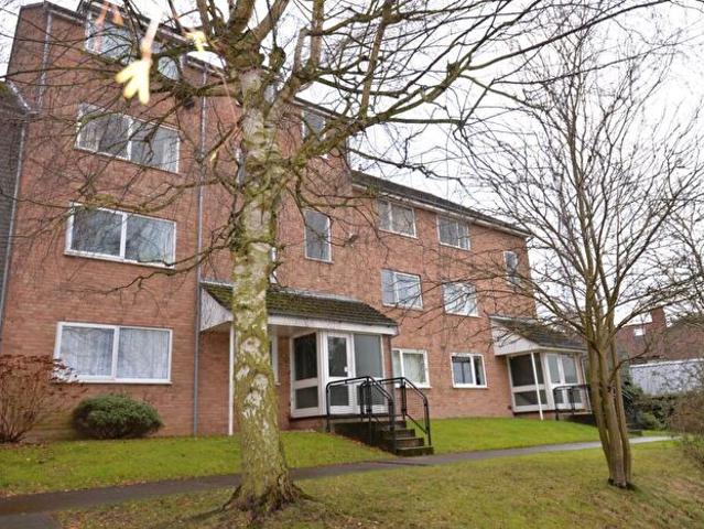 Apartment for rent in Church Cowley, The Slade