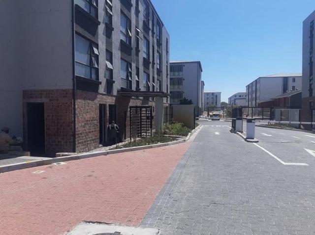 Apartment for rent in Cape Town Ward 22, Elsiesriver
