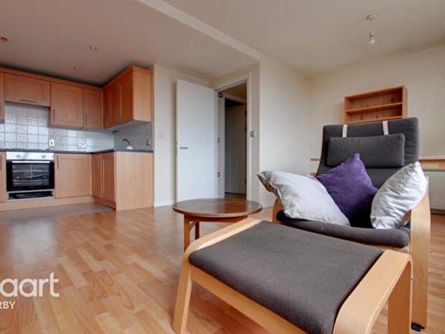 Apartment for rent in Elmfield, Leicestershire