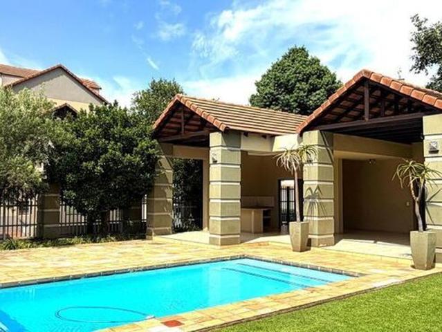 Apartment for rent in Maroeladal, Randburg