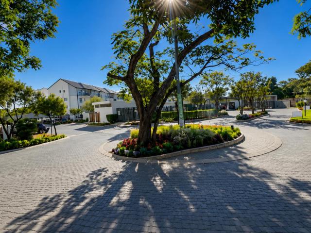 Apartment for rent in Johannesburg Ward 92, Midrand