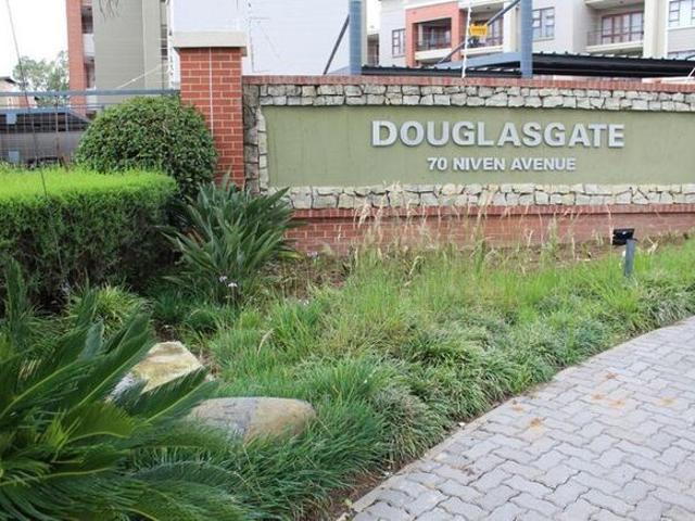Apartment for rent in Douglasdale, Randburg