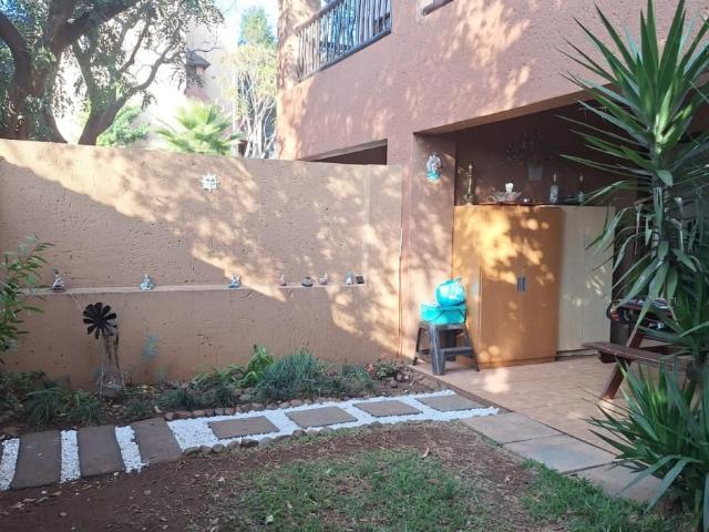 Apartment for rent in Douglasdale, Randburg