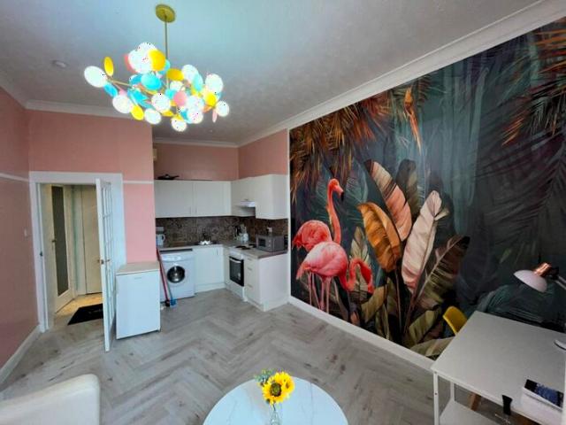 Apartment for rent in The Drives, Glasgow