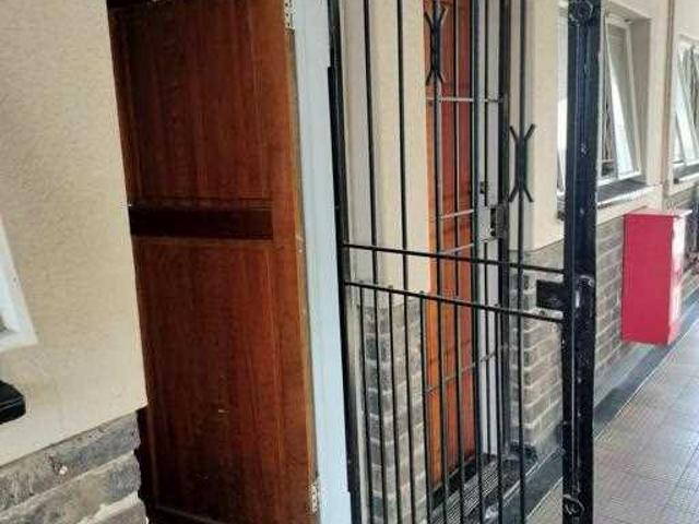 Apartment for rent in Ferndale, Randburg