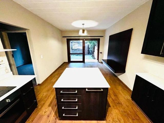 Apartment for rent in Fourways, Randburg