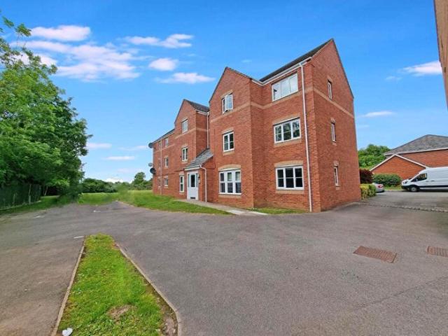 Apartment for rent in Overslade, New Bilton