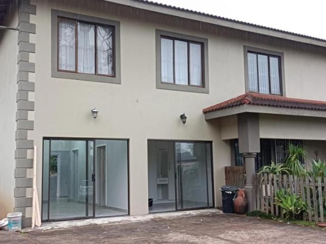 Apartment for rent in Kloof, Kwazulu-natal