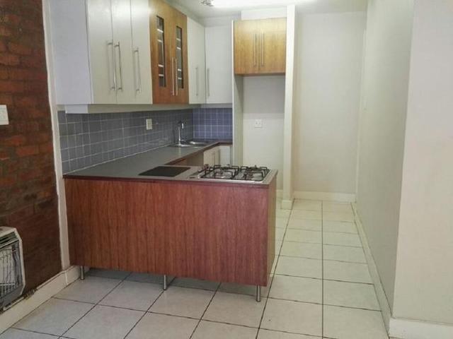Apartment for rent in Emmarentia, Vosloorus