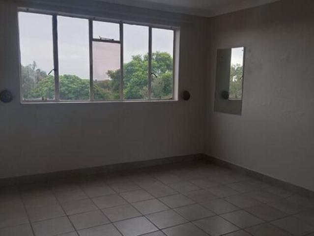 Apartment for rent in Nooitgedacht, Gauteng