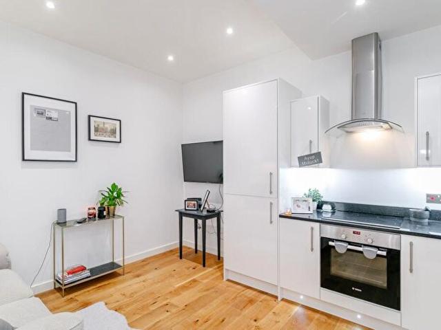 Apartment for rent in The Meadows, Haddon