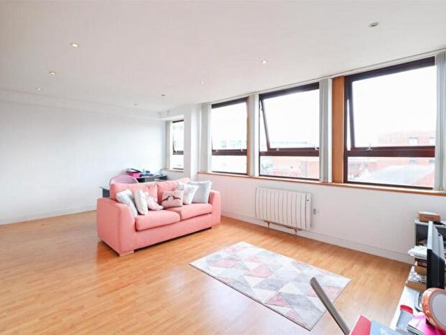 Apartment for rent in St Matthew's, Old Wharf