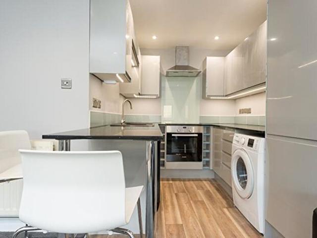 Apartment for rent in Highfield, The Slade