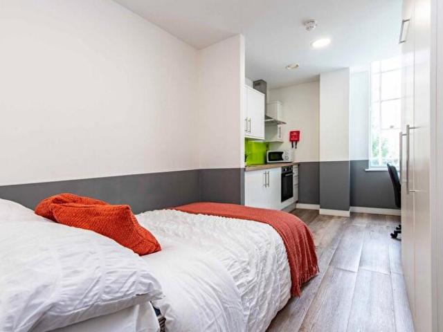 Apartment for rent in The Meadows, Haddon