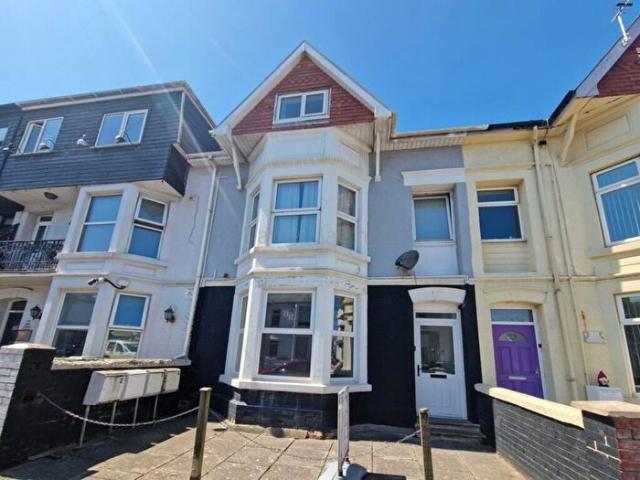 Apartment for rent in Porthcawl, Nottage