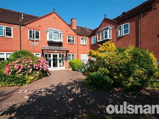 Apartment for rent in Dorridge, West Midlands