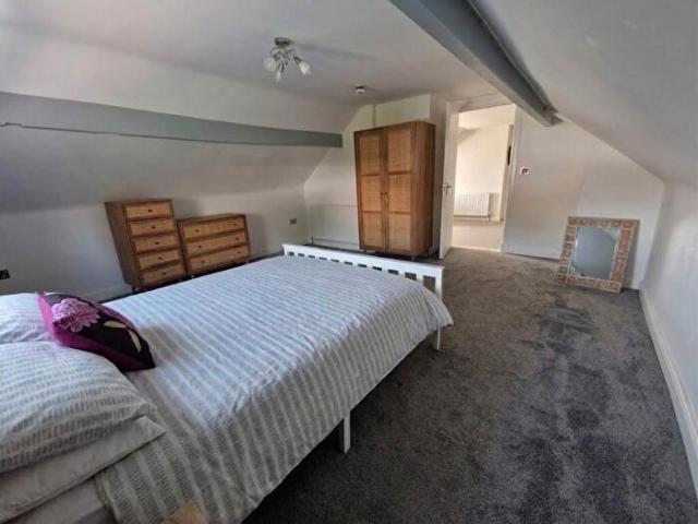 Apartment for rent in Mount Pleasant, Nangreaves