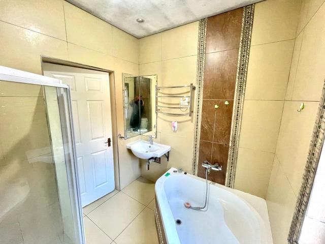 Apartment for rent in Seaview, Kwazulu-natal