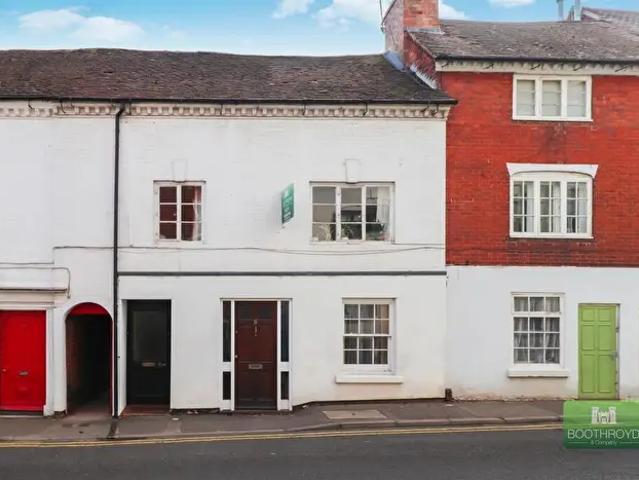 Apartment for rent in Ladyes Hills, Green Close