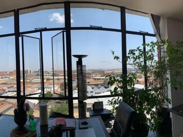 Apartment for rent in Ferreirasdorp, Johannesburg