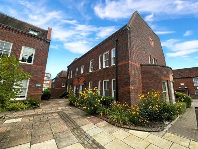Apartment for rent in Southcourt, Aylesbury