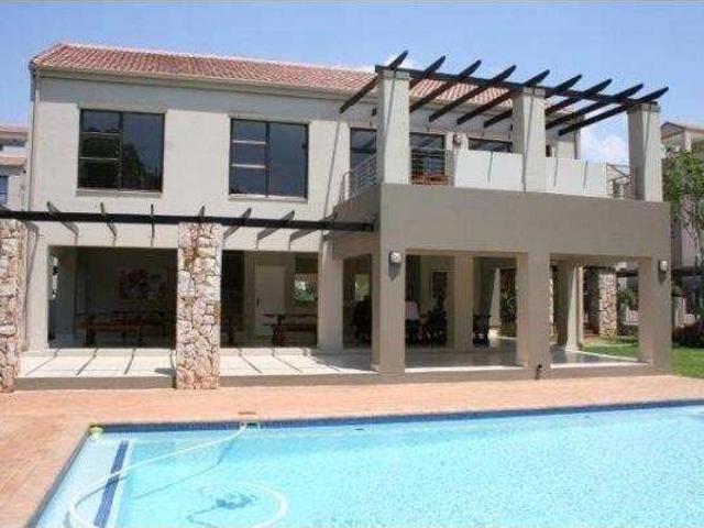 Apartment for rent in Paulshof, Alexandra