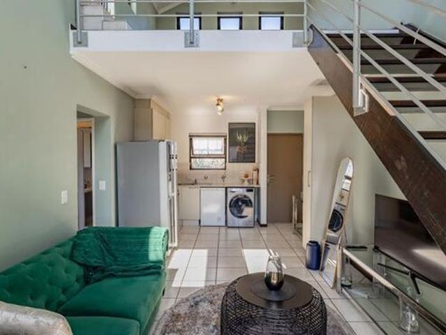 Apartment for rent in Paulshof, Sandton