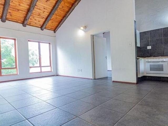Apartment for rent in Paulshof, Sandton