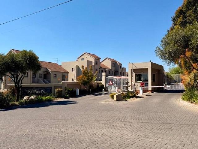 Apartment for rent in Paulshof, Alexandra