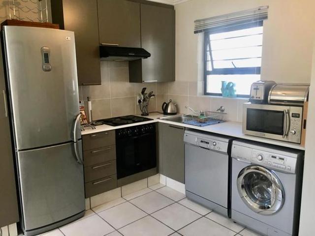 Apartment for rent in Paulshof, Alexandra