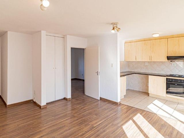 Apartment for rent in Paulshof, Alexandra