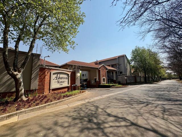 Apartment for rent in Paulshof, Alexandra