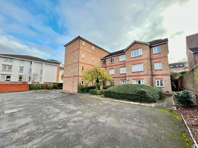 Apartment for rent in Sydenham, Green Close