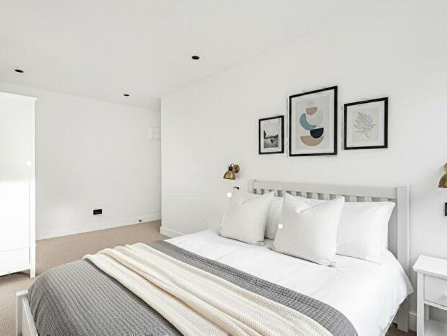 Apartment for rent in St Matthew's, Old Wharf