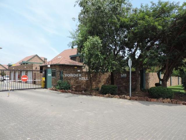 Apartment for rent in Waterkloof, Gauteng