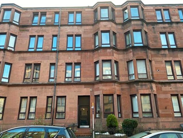 Apartment for rent in The Drives, Dennistoun