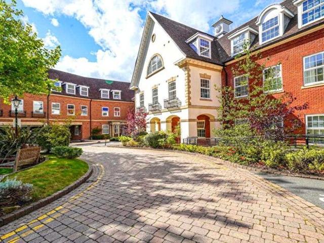 Apartment for rent in Blossomfield, West Midlands