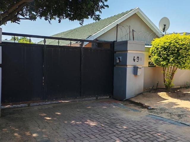 Apartment for rent in Tlhabane, North West