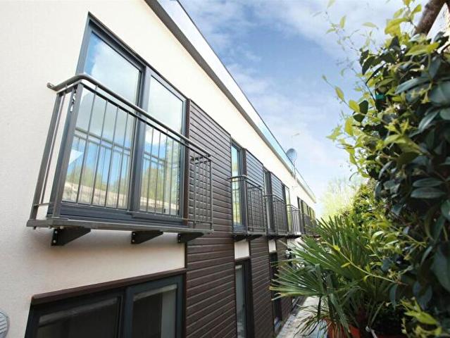 Apartment for rent in St Clement's, The Slade