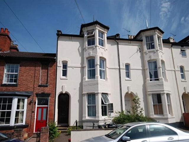 Apartment for rent in Sydenham, Green Close