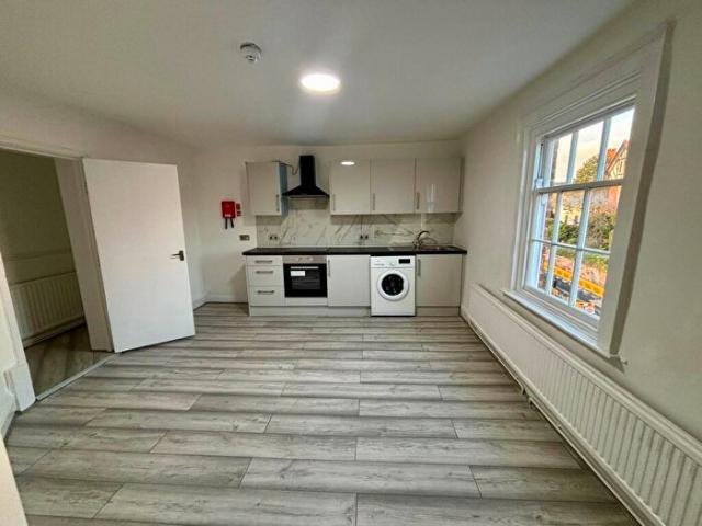 Apartment for rent in West End, Darley Abbey