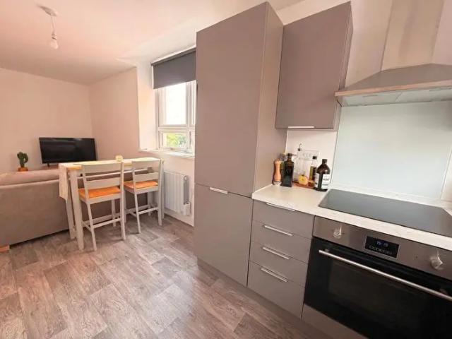 Apartment for rent in Beamhurst, Staffordshire
