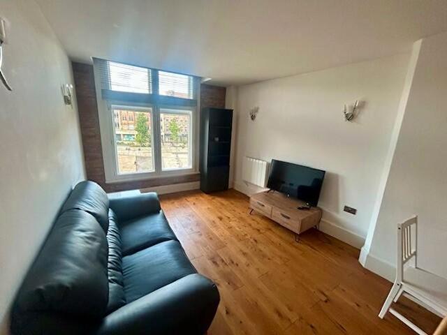 Apartment for rent in The Meadows, Haddon