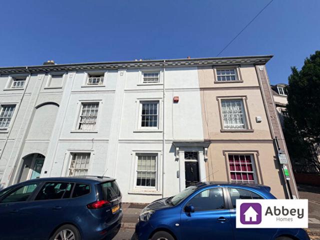 Apartment for rent in Highfields, Old Wharf
