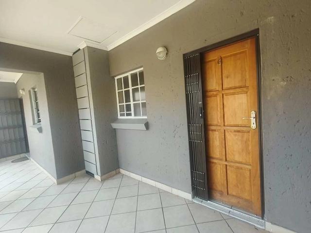 Apartment for rent in Rustenburg, Rustenburg Local Municipality